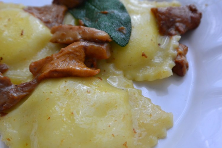 ravioli e funghi